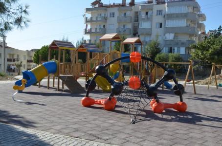 MEHMET ALKIŞLI PARKI