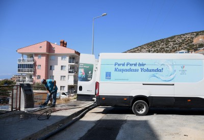 KUŞADASI BELEDİYESİ’NDEN “HİJYEN” MESAİSİ