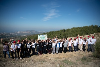 KUŞADASI’NDA “ÇAĞDAŞ YAŞAM” ORMANI YEŞERİYOR