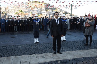 KUŞADASI ATASI’NI SAYGI VE ÖZLEMLE ANDI