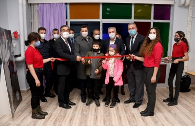 ÇİZGİMİZ MEHMET AKİF ERSOY’ RESİM SERGİSİ AÇILDI