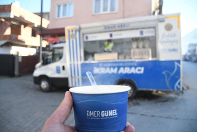 KUŞADASI BELEDİYESİ’NİN SICAK ÇORBA İKRAMI KİRAZLI SAKİNLERİNİN İÇİNİ ISITTI