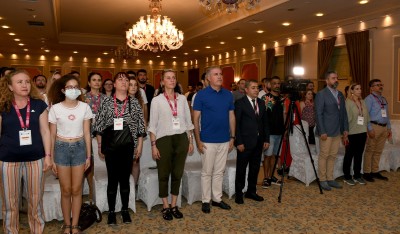 ACİL TIP ASİSTANLARI KUŞADASI’NDA BİR ARAYA GELDİ