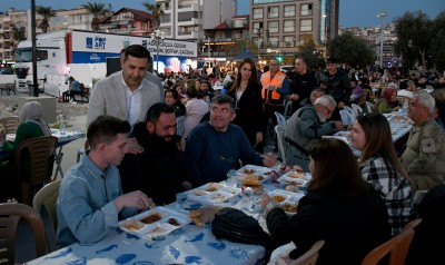 KUŞADASI’NDA KADİR GECESİ’NE ÖZEL İFTAR PROGRAMI
