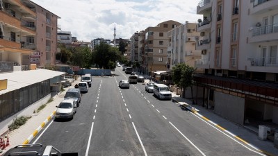 CUMHURİYET MAHALLESİ YENİ YOLLARINA KAVUŞTU