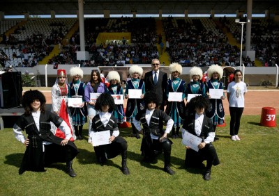 KUŞADASI’NDA 19 MAYIS COŞKUYLA KUTLANDI
