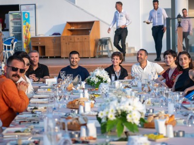 BAŞKAN ÖMER GÜNEL : “KUŞADASI’NIN TANITIMINI YAPACAK HER PROJEYE DESTEK OLMAYA HAZIRIZ”