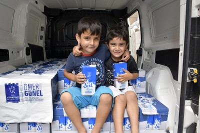 KUŞADASI BELEDİYESİ’NİN SÜT DESTEĞİ HER GEÇEN AY DAHA FAZLA ÇOCUĞA ULAŞIYOR