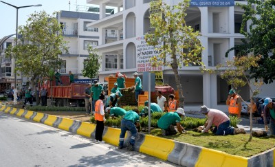 DAVUTLAR MAHALLESİ YENİ PEYZAJIYLA RENGARENK OLUYOR