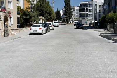 EGE MAHALLESİ YENİ YOLLARINA KAVUŞUYOR