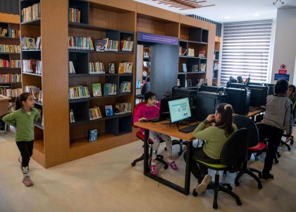 Kütüphane ve Kitap Kafe