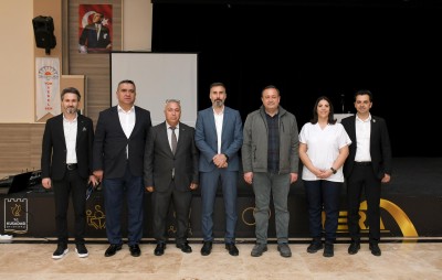 KUŞADASI BELEDİYESİ’NDE ÇALIŞAN MEMURLAR DAYANIŞMA TOPLANTISINDA BİR ARAYA GELDİ