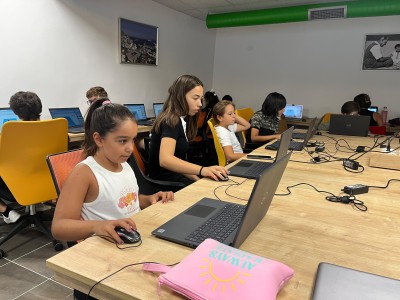 KUŞADALI ÇOCUKLARDAN ÜÇ BOYUTLU HAYALLER
