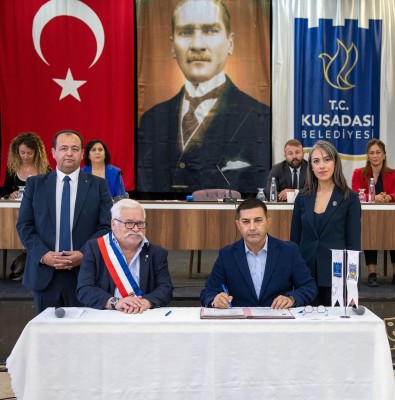 CREİL DELEGASYONU KUŞADASI BELEDİYE MECLİSİ’NİN KONUĞU OLDU