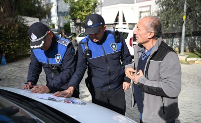 KUŞADASI BELEDİYESİ'NİN ÇEVRE KORUMA EKİBİ GÖREV BAŞINDA!