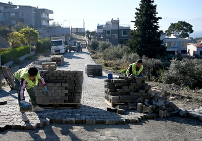 KADINLAR DENİZİ MAHALLESİ’NDE ÜSTYAPI YATIRIMLARI HIZ KESMİYOR