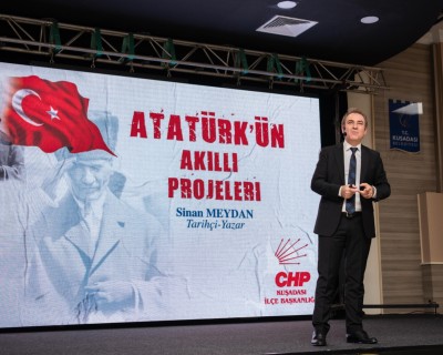 ATATÜRK’ÜN EN BÜYÜK ESERİ CUMHURİYET’İN KAZANIMLARI KUŞADASI’NDA ANLATILDI