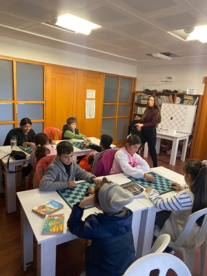 KUŞADASI MUNICIPALITY’S FREE CHESS COURSE HAS STARTED