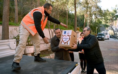 KUŞADASI MUNICIPALITY GIVES RAMADAN AID TO 3 THOUSAND FAMILIES