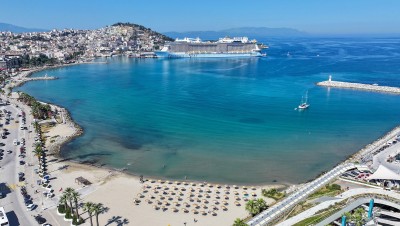 KUŞADASI’NDA PLAJLAR TURİZM SEZONUNA HAZIR