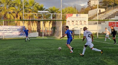 KUŞADASI BELEDİYESİ ‘GÖREV ŞEHİTLERİ KUPASI’ HALI SAHA FUTBOL TURNUVASI BAŞLADI