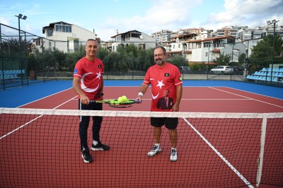 KUŞADASI TENİS KULÜBÜ’NDE CUMHURİYET KUPASI HEYECANI BAŞLADI