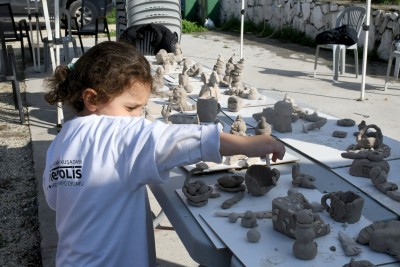 NEOPOLİS KÜÇÜK HEYKELTIRAŞLARI MİSAFİR ETTİ