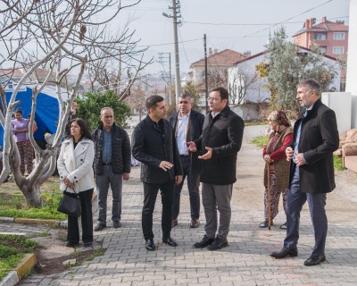 BAŞKAN ÖMER GÜNEL’DEN SINDIRGI’YA DAYANIŞMA ZİYARETİ