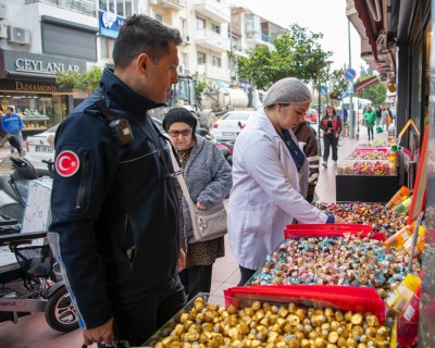 KUŞADASI BELEDİYESİ’NDEN BAYRAM DENETİMİ