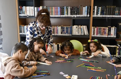 KUŞADASI KÜTÜPHANELER HAFTASINI DOPDOLU ETKİNLİKLERLE KARŞILADI