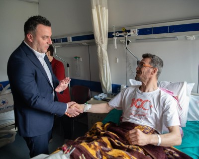 BAŞKAN VEKİLİ TAHSİN DEMİRTAŞ’TAN BELEDİYE PERSONELİNE GEÇMİŞ OLSUN ZİYARETİ