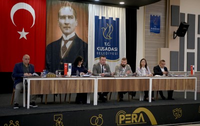 KUŞADASI BELEDİYE MECLİSİ’NDE KESİNTİSİZ HİZMET VURGUSU