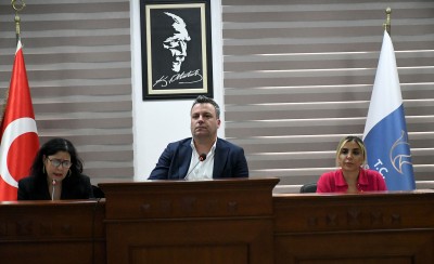 BAŞKAN VEKİLİ TAHSİN DEMİRTAŞ: “ÖZER TÜRK STADI’NDAKİ SÜREÇ RESMİ TEKNİK RAPORLAR DOĞRULTUSUNDA YÜRÜTÜLÜYOR”