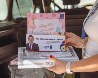 KUŞADASI BELEDİYESİ’NDEN 8 AYDA 115 BEBEĞE HOŞ GELDİN ZİYARETİ